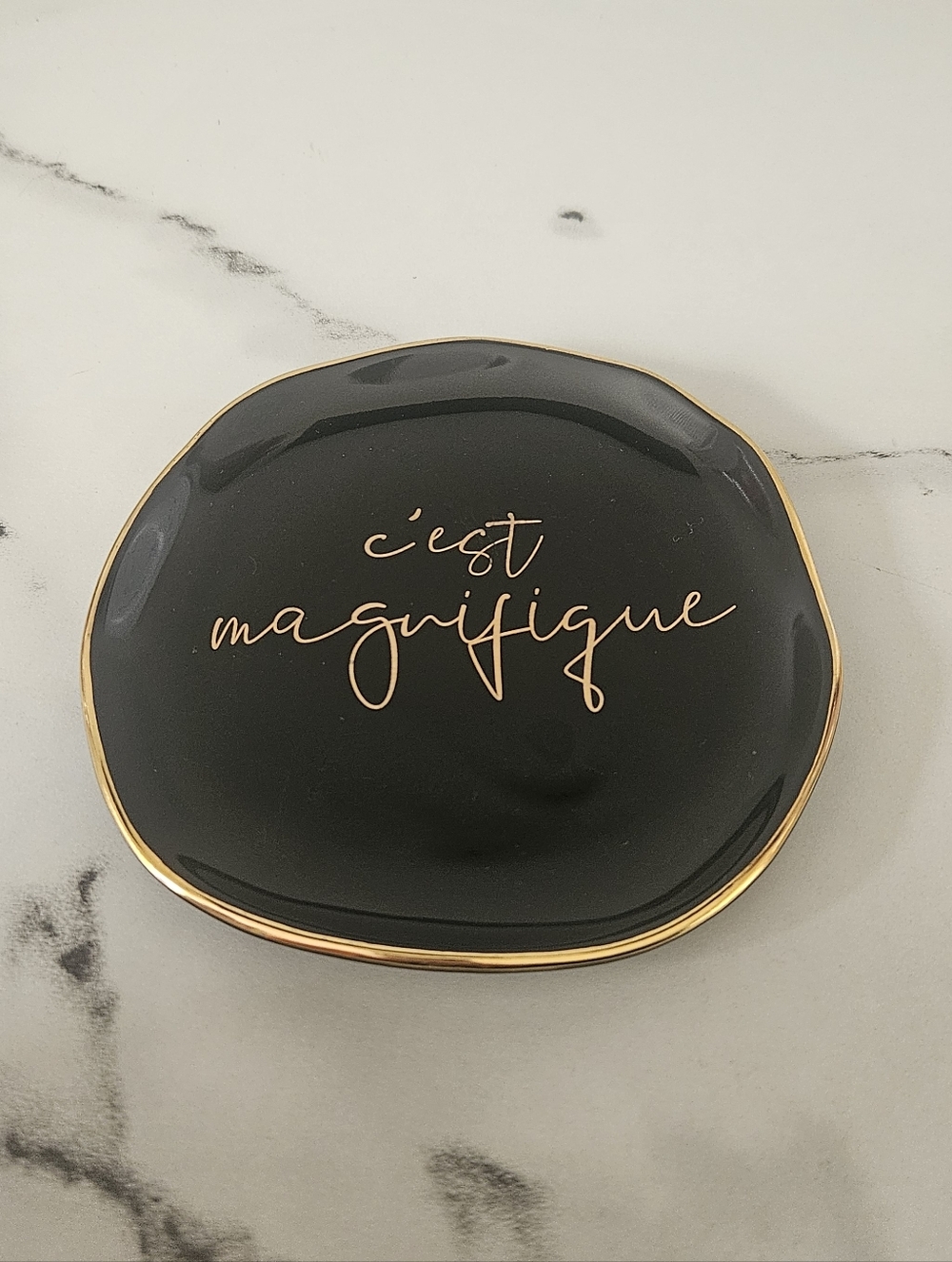 "C'est Magnifique" Black w/ Gold Trim 4.5" Ceramic Trinket Tray